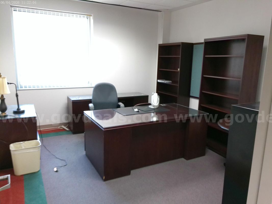 Office 1 Furniture Lot