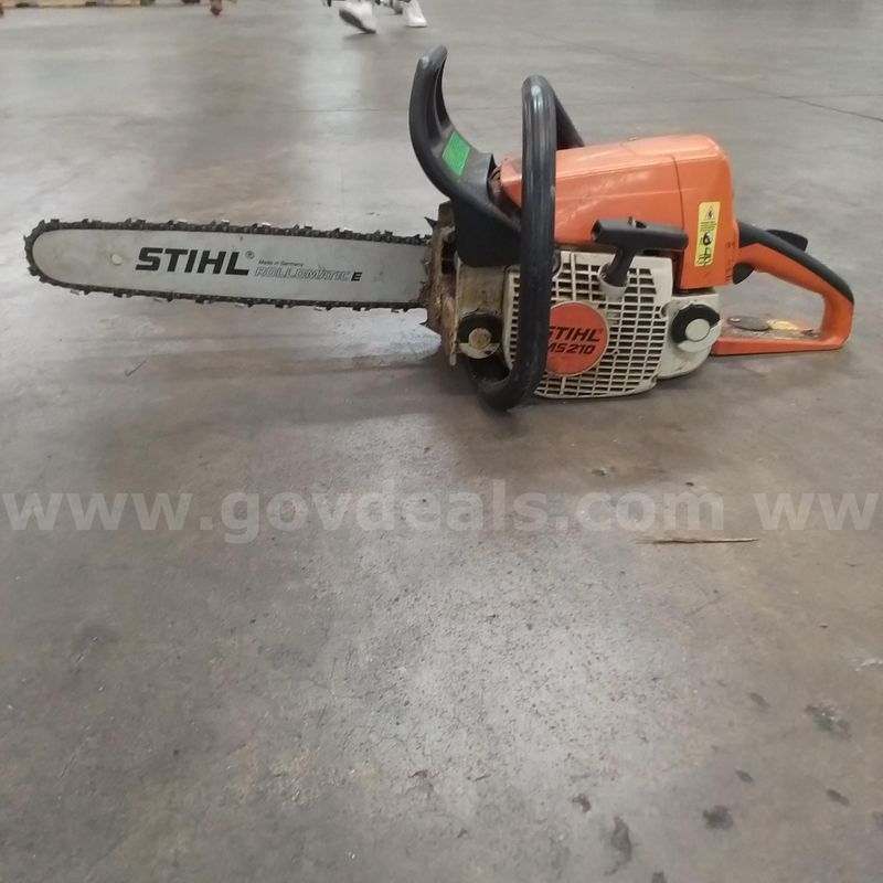 Stihl MS210 Chainsaw with 15inch Blade