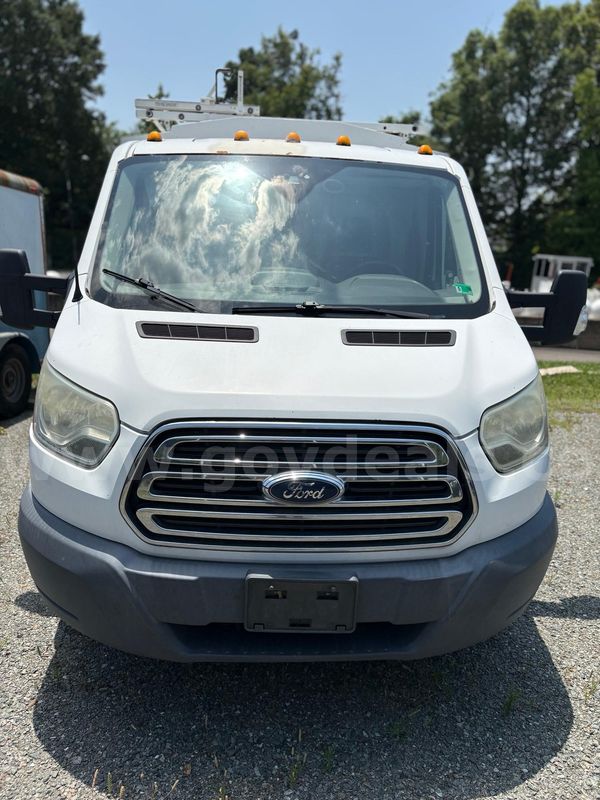 2015 Ford Transit 250 Cutaway Van