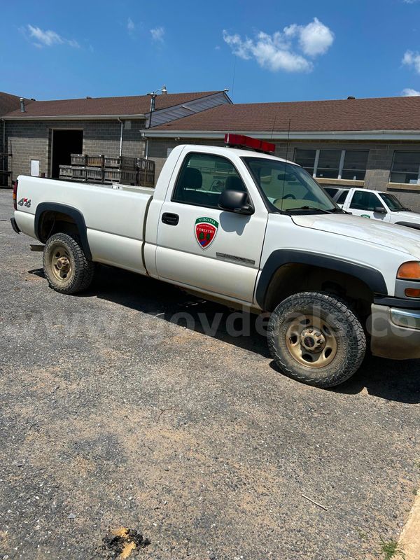 2004 GMC Sierra 2500HD