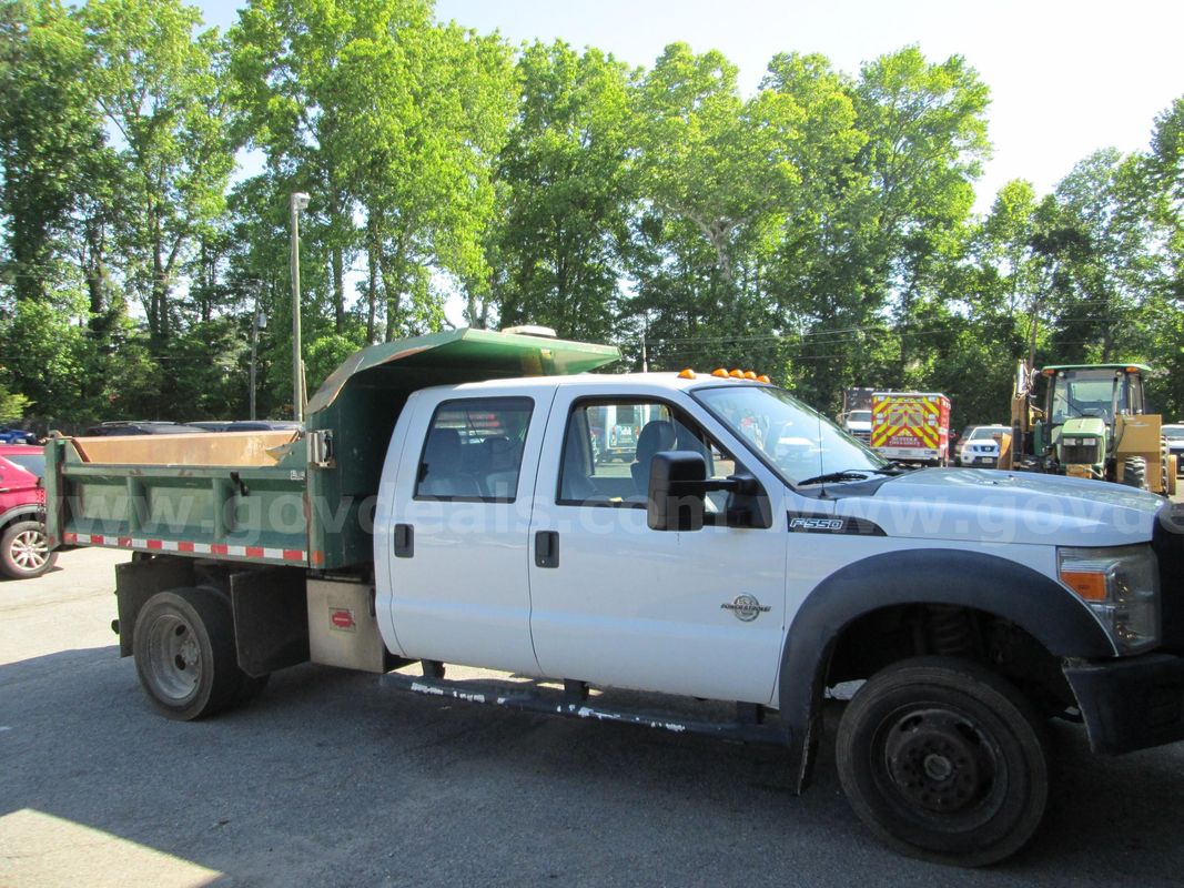 2014 Ford F550 Small Dump Truck