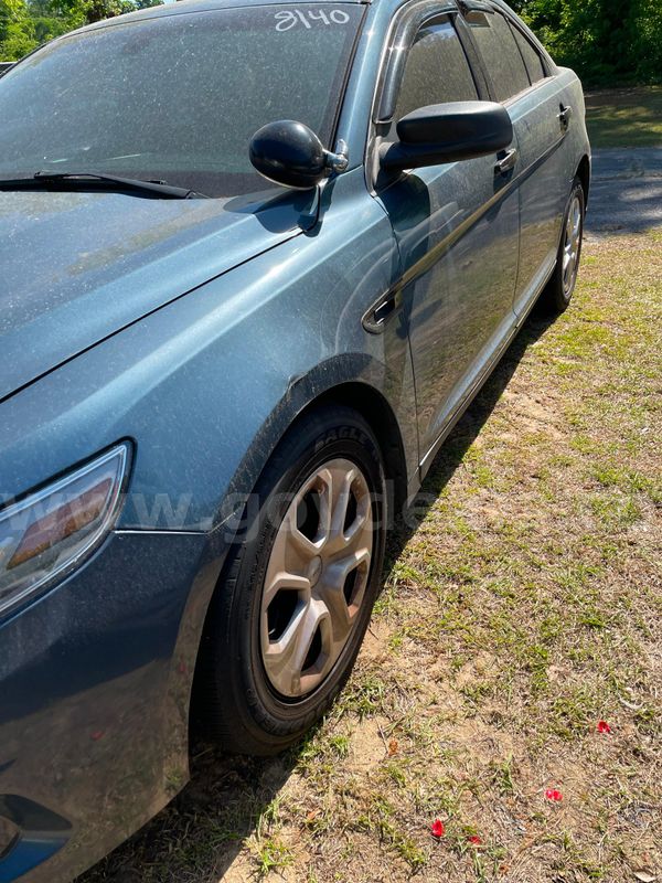 2013 Ford Taurus