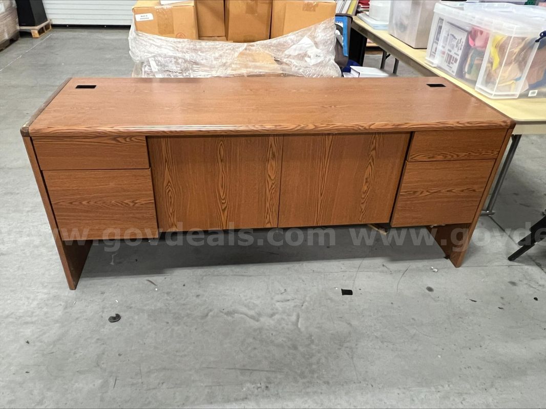 Credenza 2