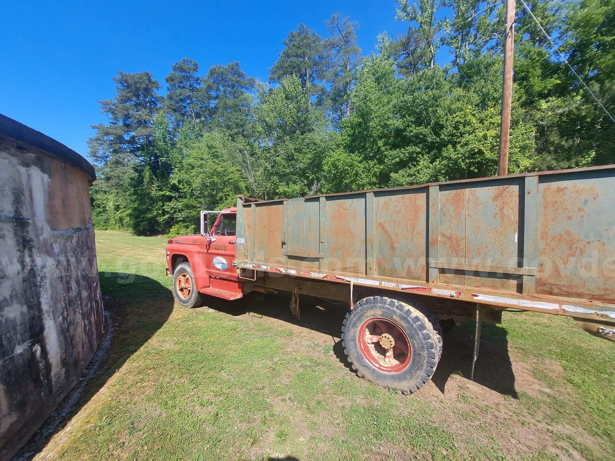 1971 Ford 750 Dump Body