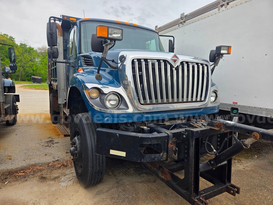 2011 International 7400 Dump Truck