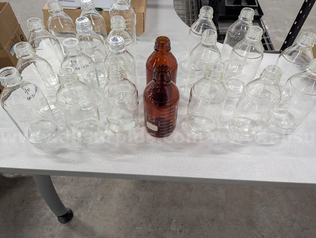 Lot of Agilent Solvent Bottles