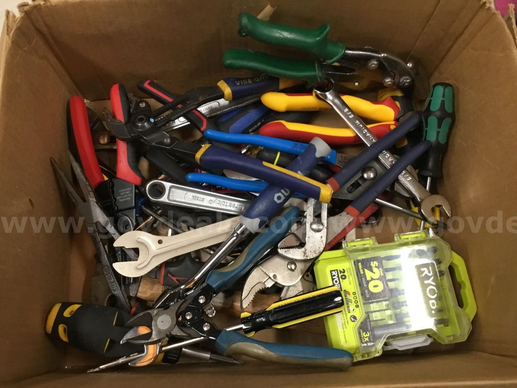 1 Lot of Assorted Hand Tools