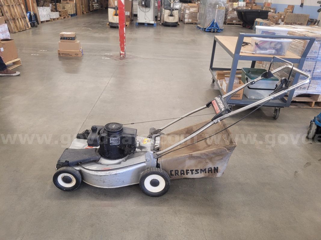 Lawn Mower With Front Wheel Drive