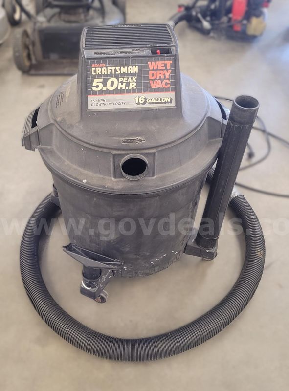 Wet/Dry Shop Vacuum