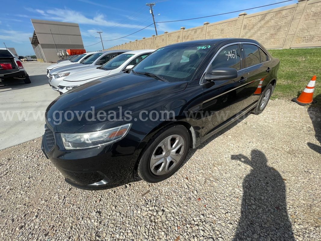 2017 Ford Taurus Police FWD