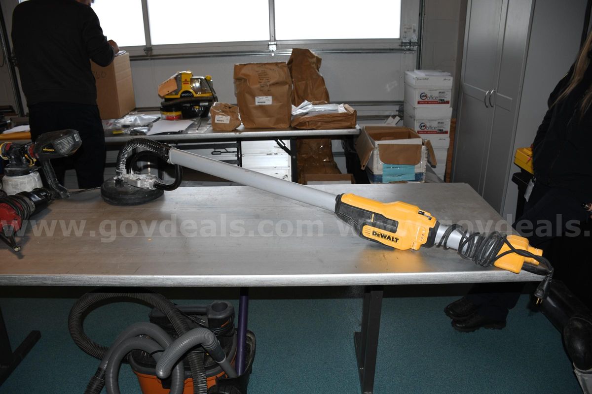 Dewalt Sander