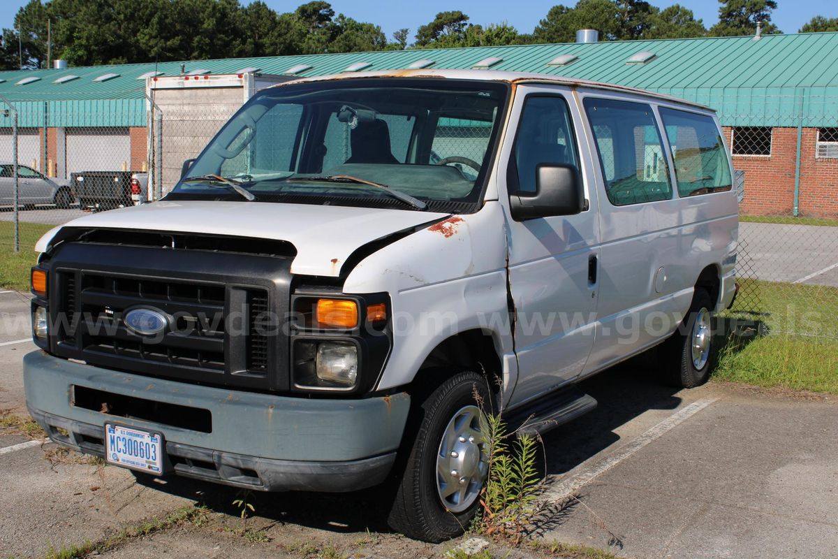 2009 Ford E150 Econoline Van