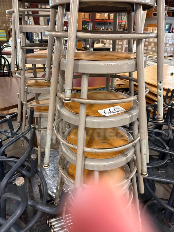 11 ea adj lab stools