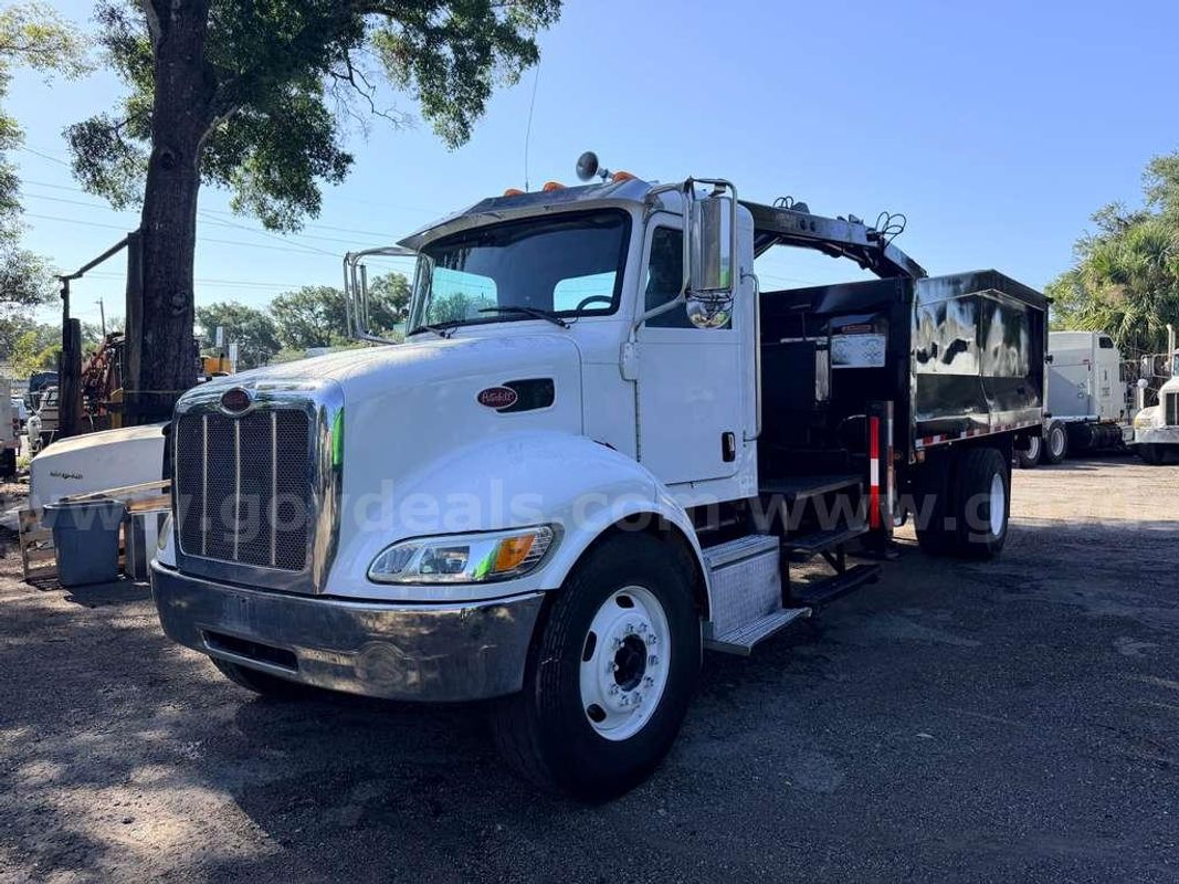 2016 Peterbilt 337