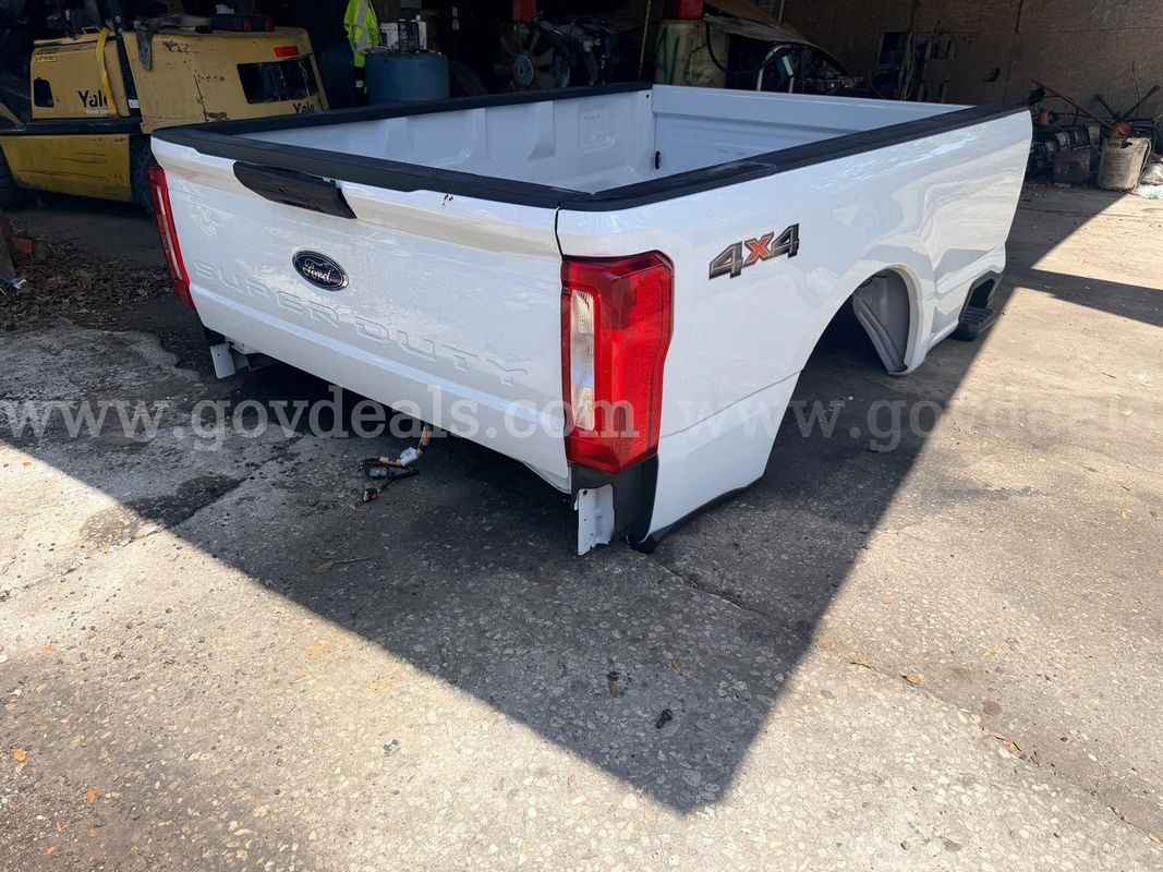 2026 Super Duty Truck Bed With Bumper