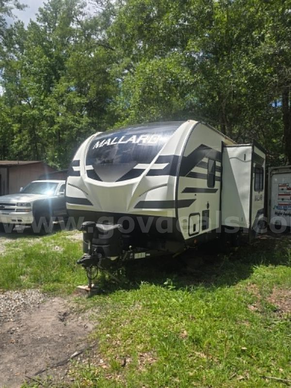 2021 Heartland Malb M210RB Travel Trailer/ Camper