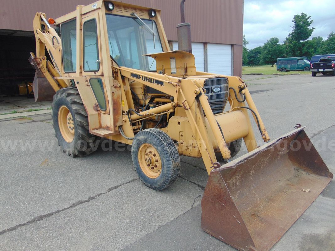1986 Ford 545A Backhoe