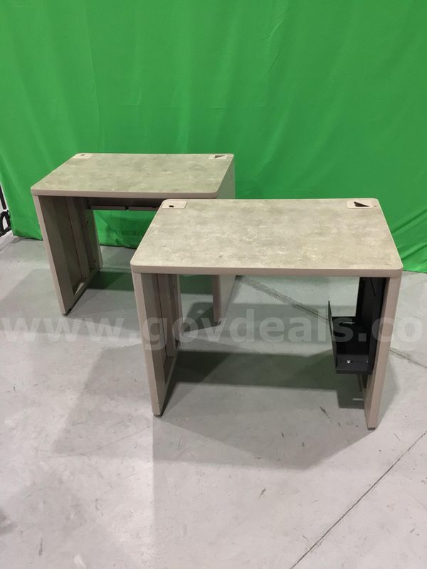 Lot of (2) Tables