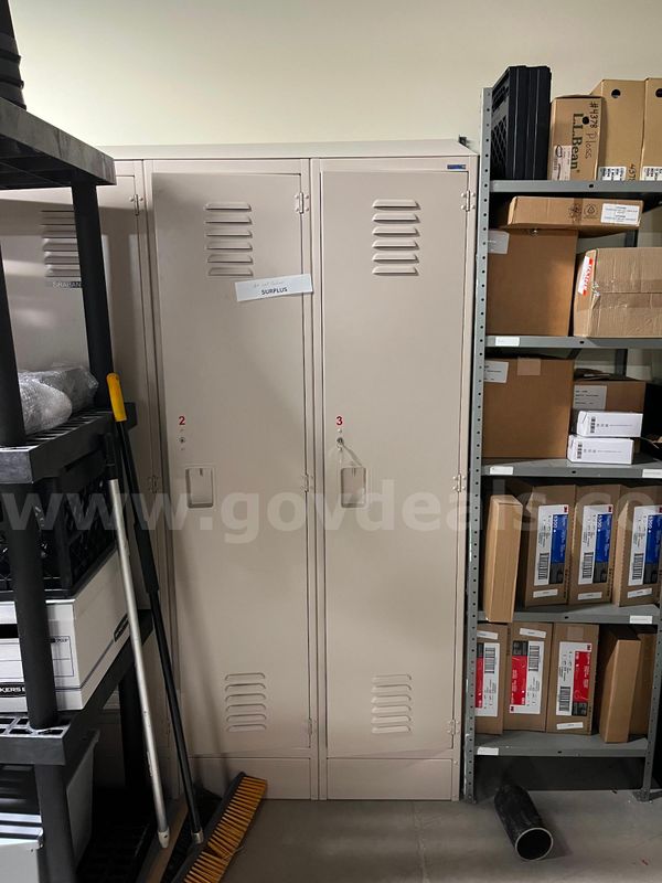 Lot of (5) Lockers