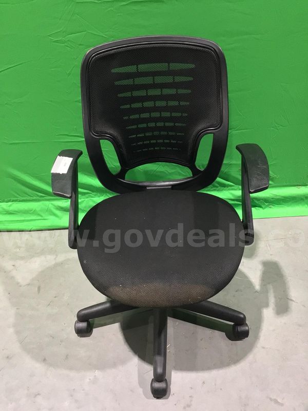 Rolling Office Chair with Arms