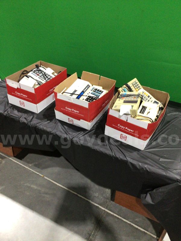 Lot of (17) Miscellaneous Calculators