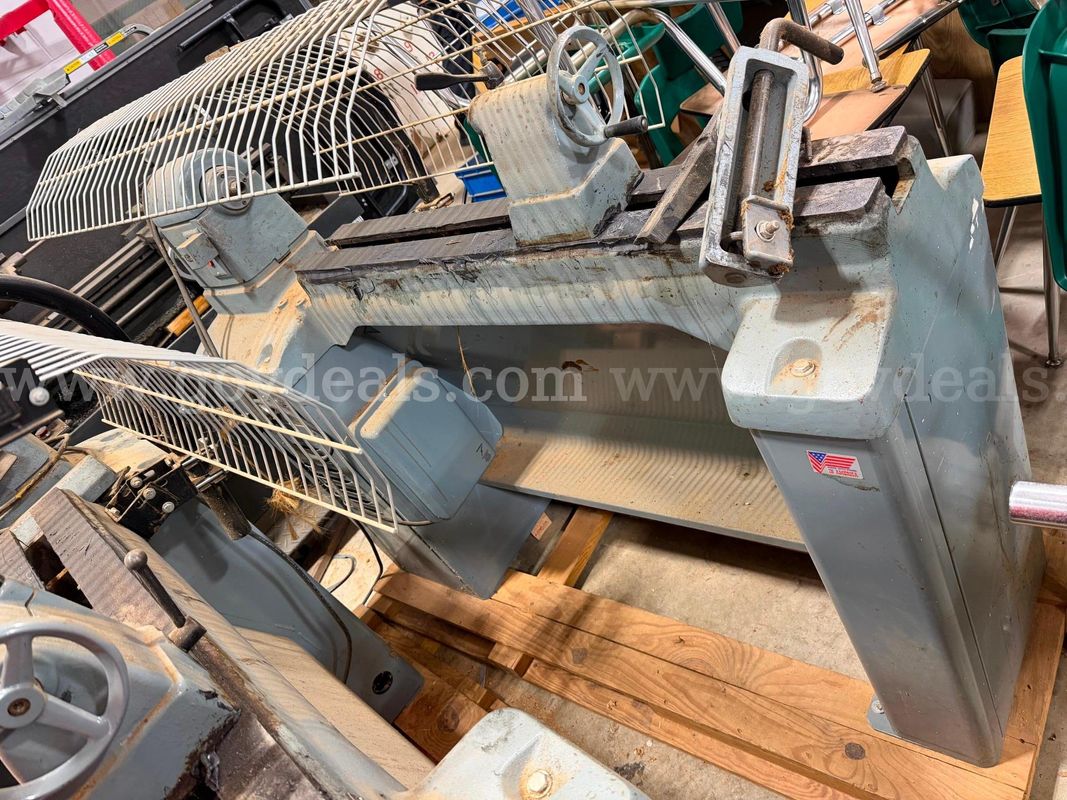 Delta Wood Lathe with stand