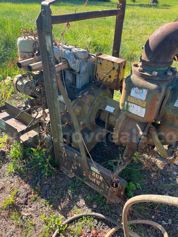 Deutz water pump