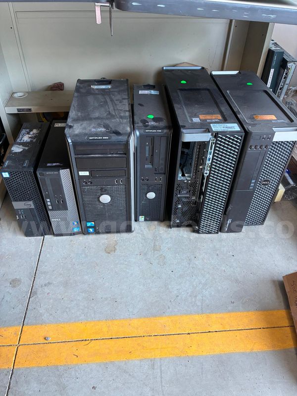 Lot of 6 Dell PC Towers