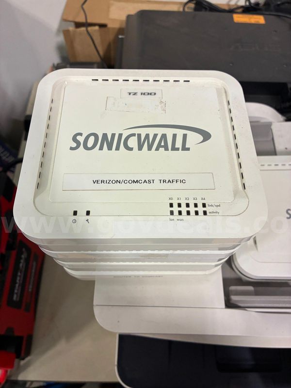 Lot of 5 SonicWall TZ100 and TZ205 Firewall Units