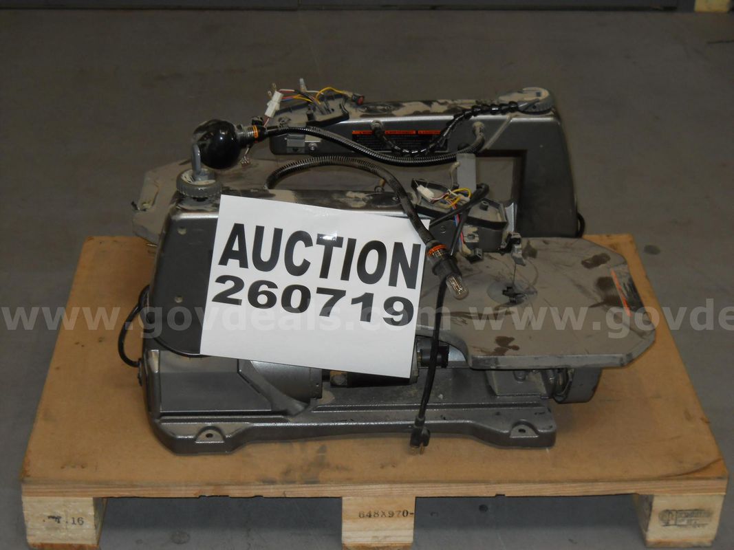 Hitachi Model CW40 Scroll Saw