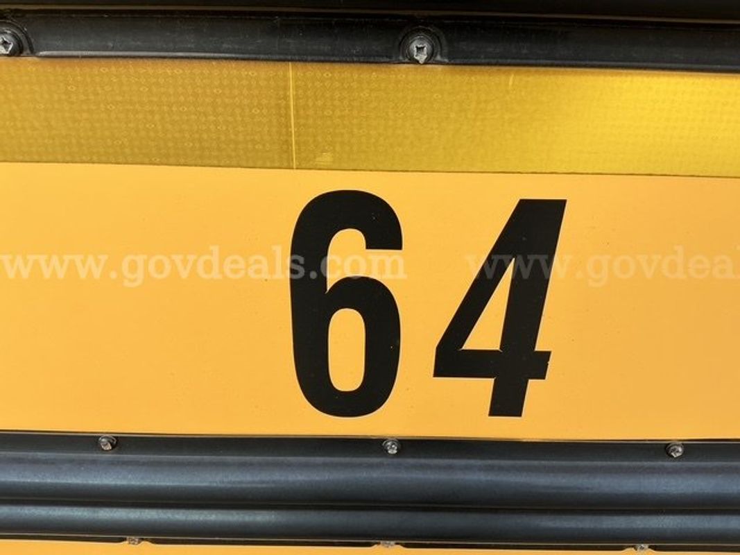Bus 64 - 2002 Freightliner FS65 / Thomas School Bus – Cummins Diesel – Wheelchair Lift – Runs & Drives