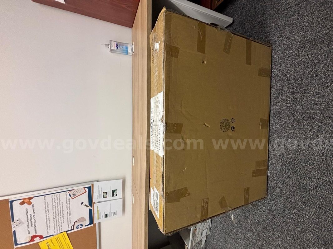 Fellowes Sit/Stand Desk Converter