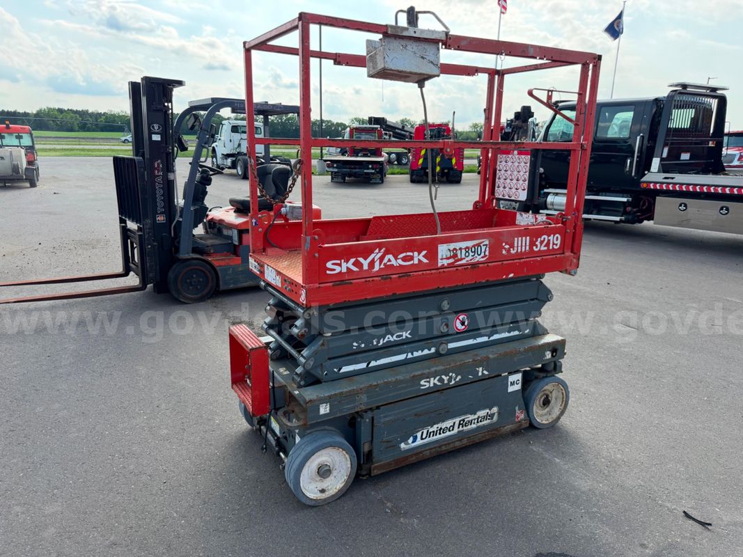 Skyjack Sj Iii 3219 Scissor Lift