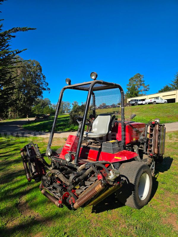 2005 Toro Reelmaster 6700d - 3808 Kuboto 440-Hp Diesel. 4-Wheel Drive