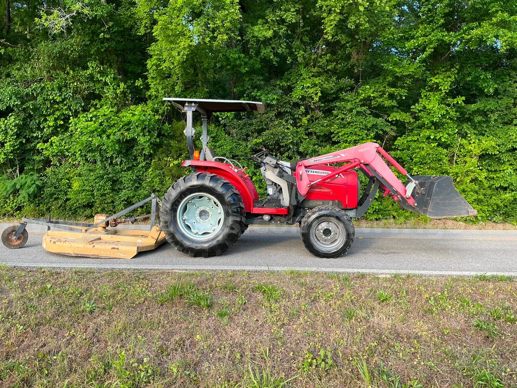 Massey Ferguson 1540 Four Wheel Drive Tractor