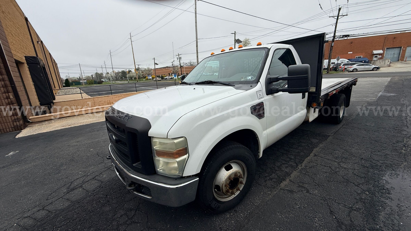2008 Ford F-350 SD Flatbed Dually