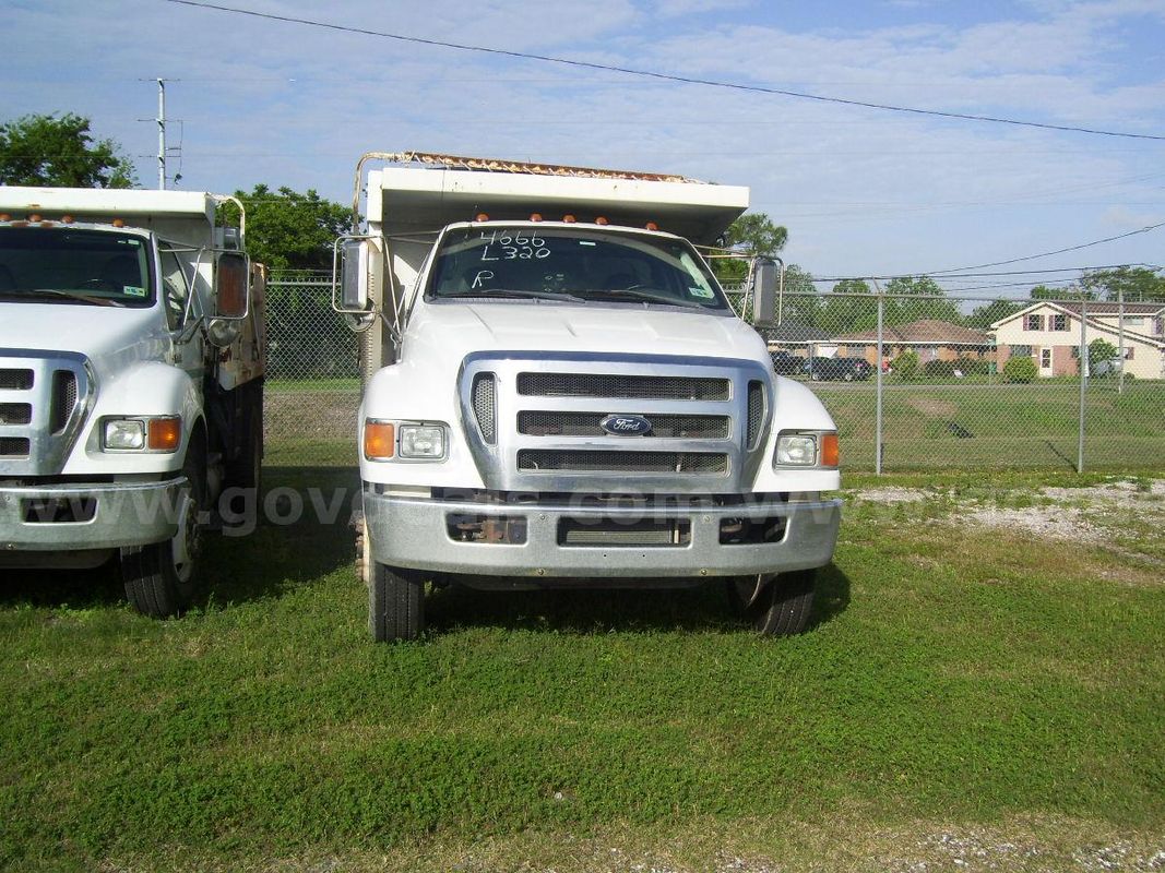 2012 Ford F-750