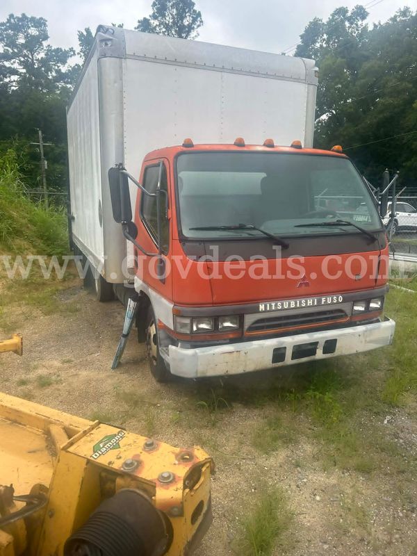 2004 Mitsubishi Fuso FE639 Box Truck