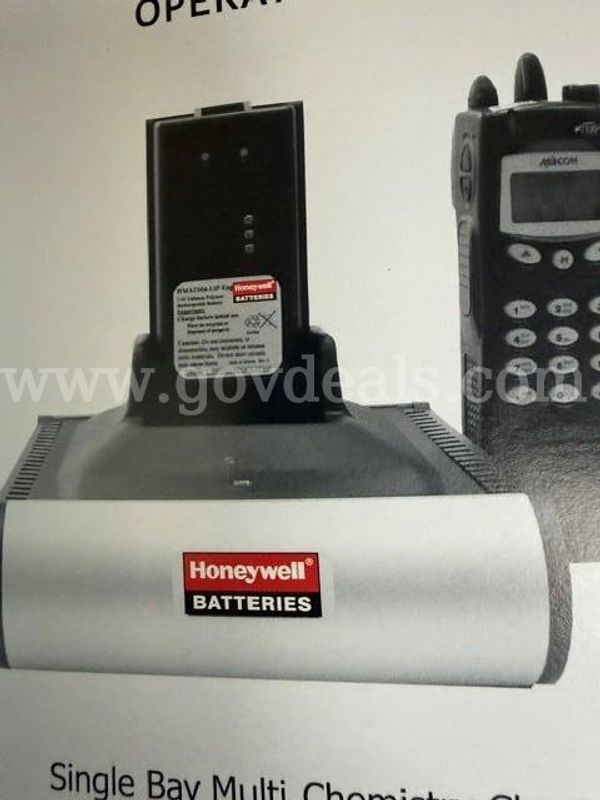 Honeywell P7100 Single Bay Charger (Lot of 5 - New Old Stock)