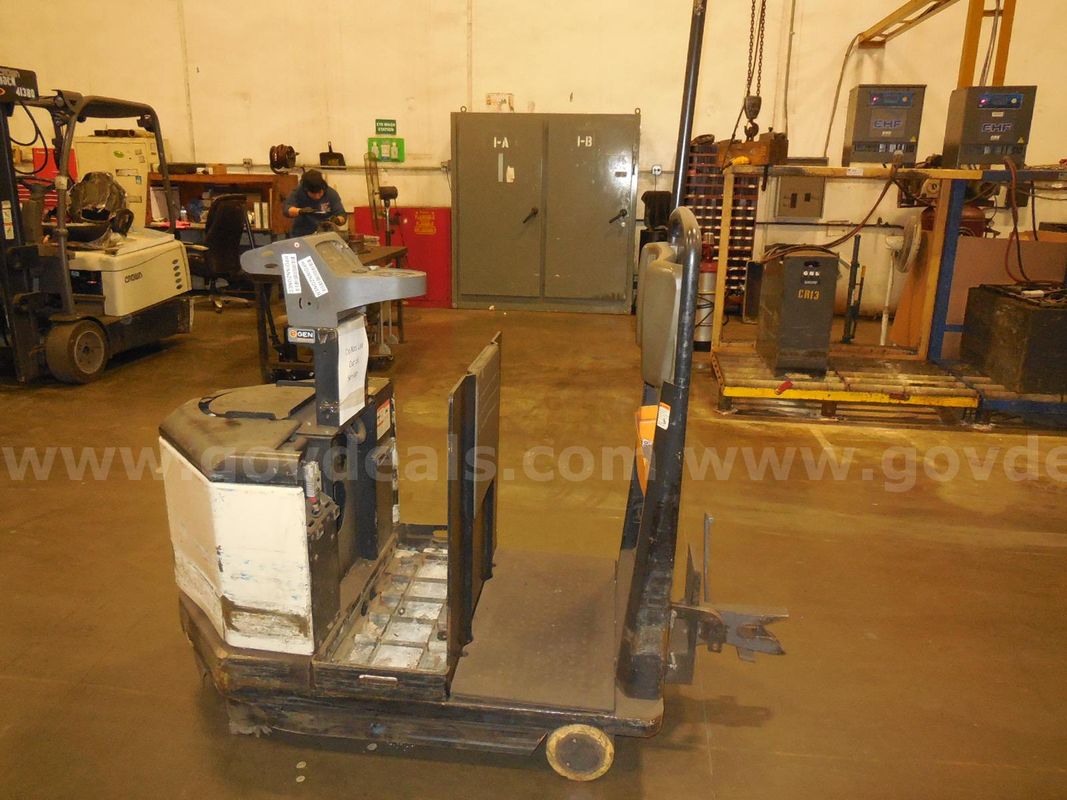 2011 Crown Tr3600-200 Tow Tracor | D617 Dddc Dc