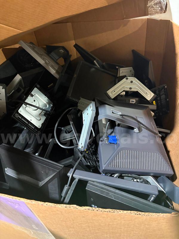 Approximately 60 assorted used computer monitors from 17"-19"