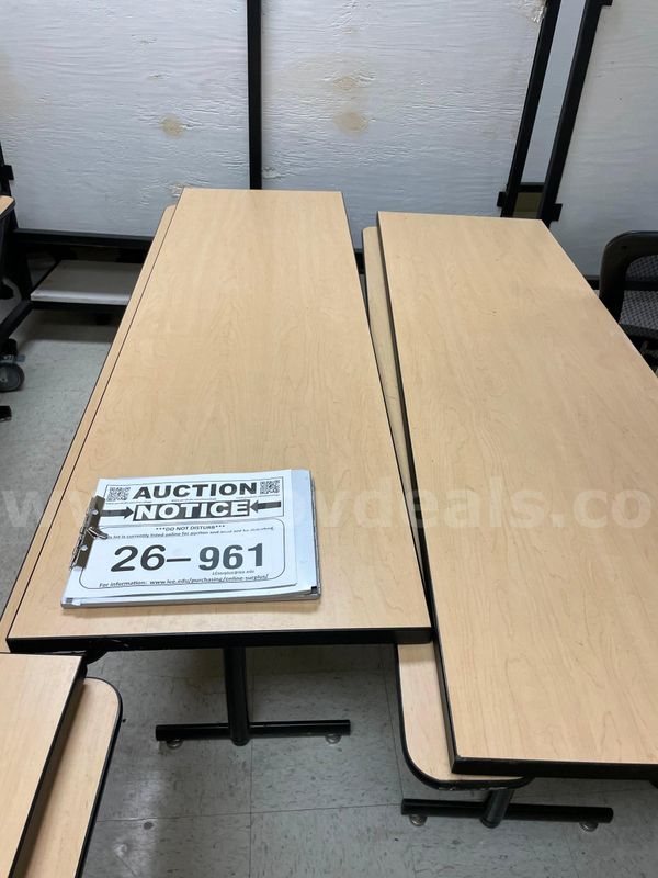 9 Classroom Tables