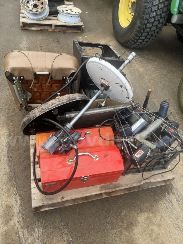 LOT of Misc. Tools, Radios