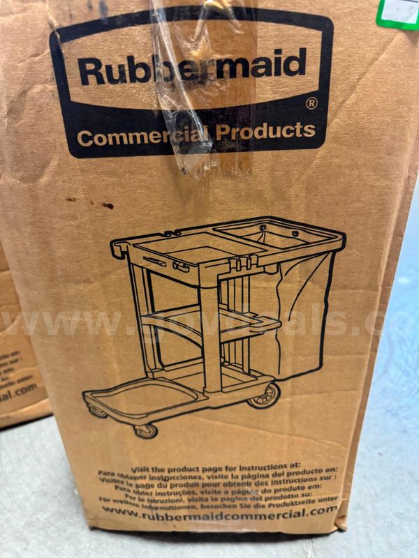 Rubbermaid janitor cart