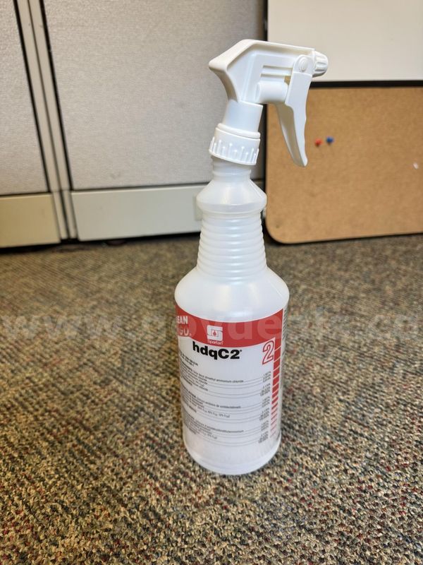 EMPTY Spray bottles