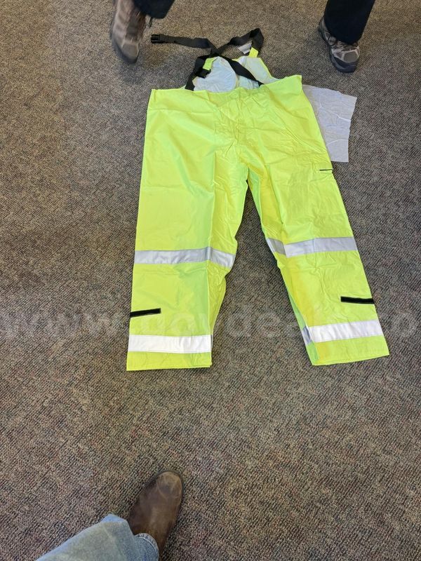 16 Rain Bib/Overalls - Size: 2XL