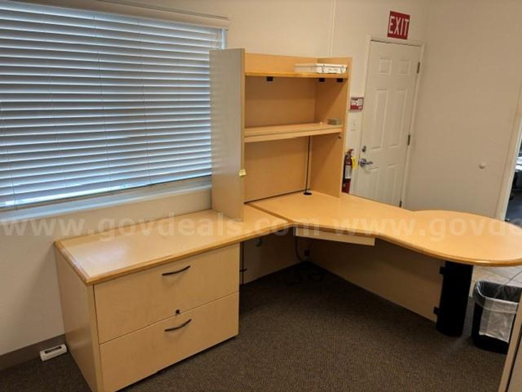 Desk and Hutch