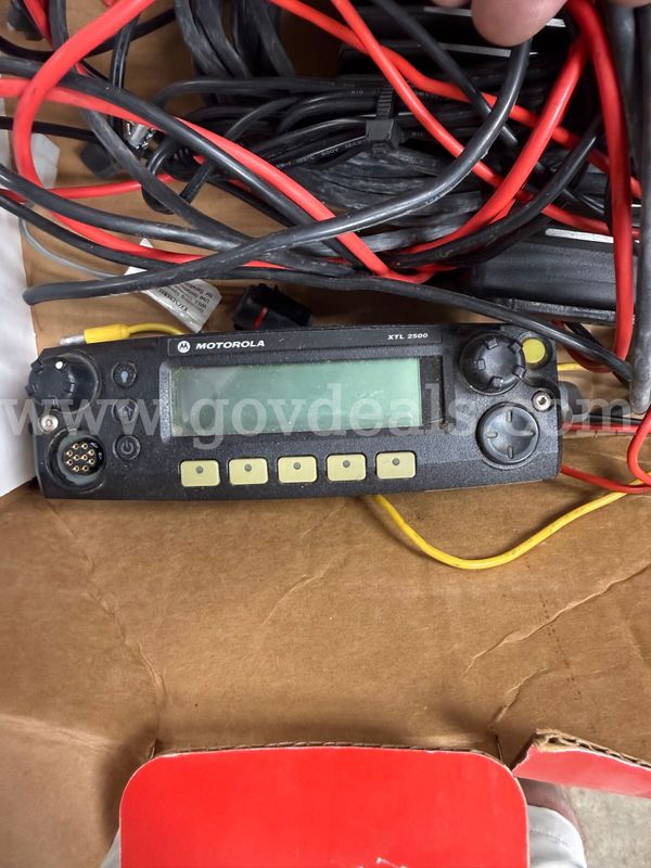 Motorola XTL 2500 Radio