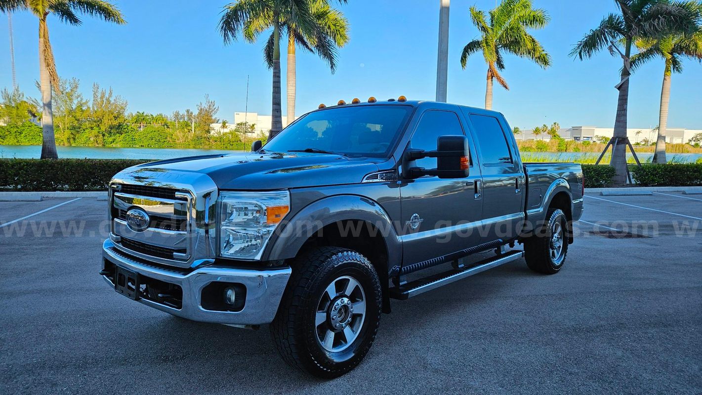 2012 Ford F-250 SD 4WD V8 TDSL CREW CAB 6.7L LARIAT