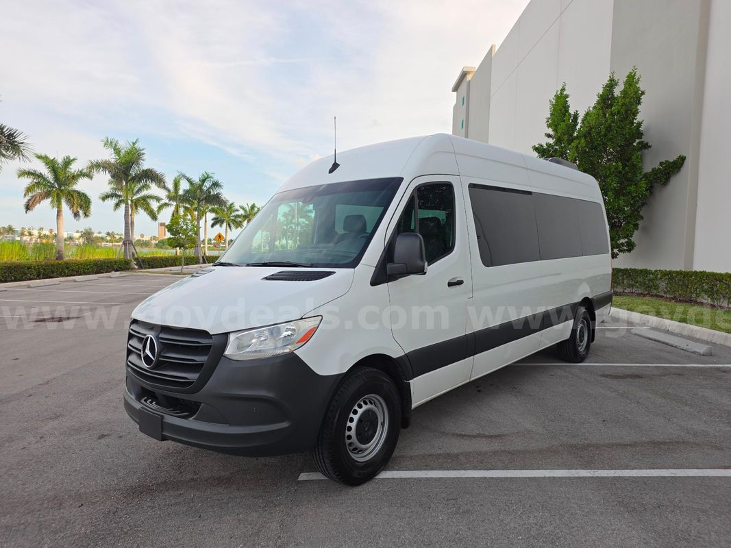 2021 Mercedes-Benz Sprinter 15 Passenger Diesel Extended Wheel Base
